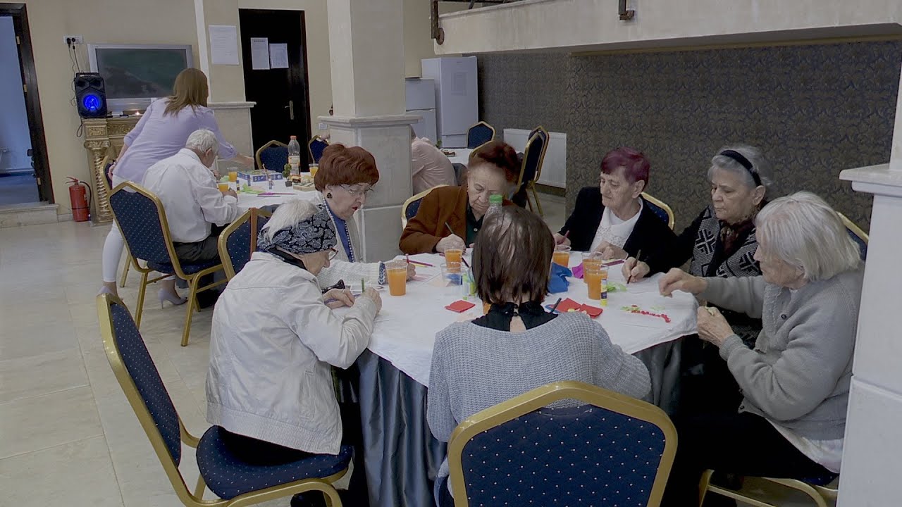 La v&acirc;rsta a treia