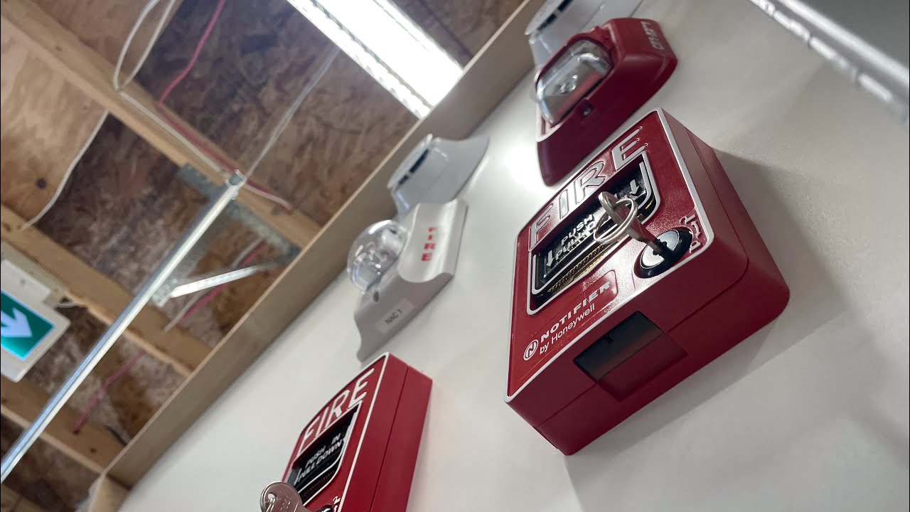 Notifier NFS-320C Fire alarm demo system test.