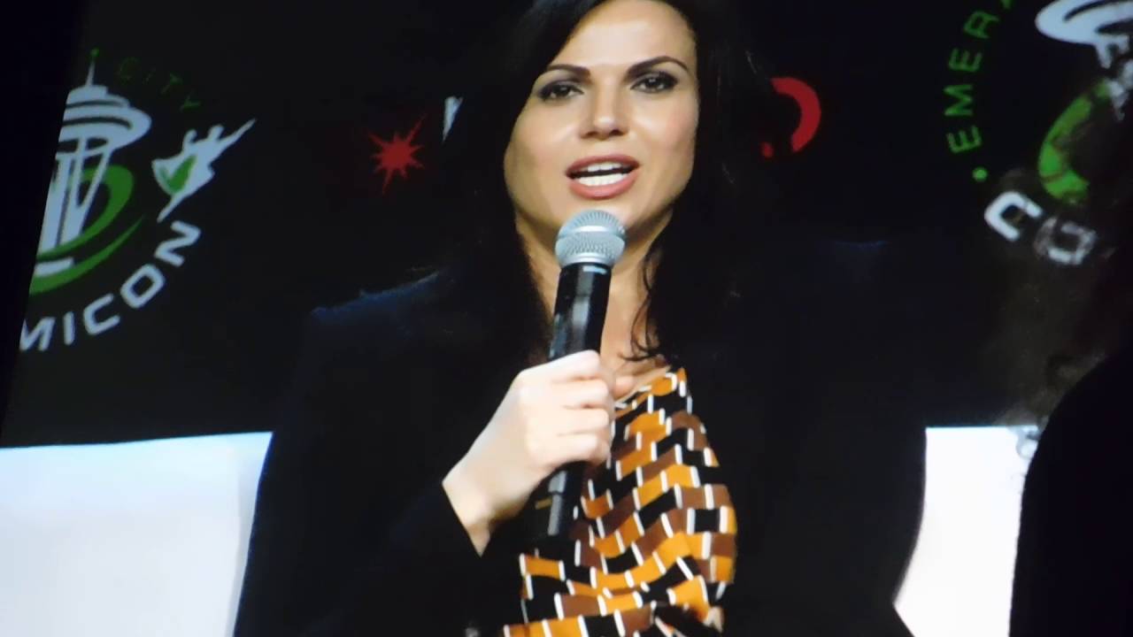 Lana Parilla auditioning for Regina Mills (Evil Queen on Once Upon A Time)