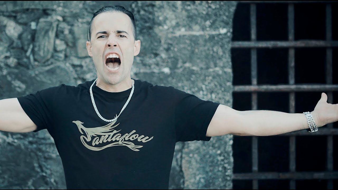 Chanticristo x Santaflow - El Charro negro (Videoclip oficial)