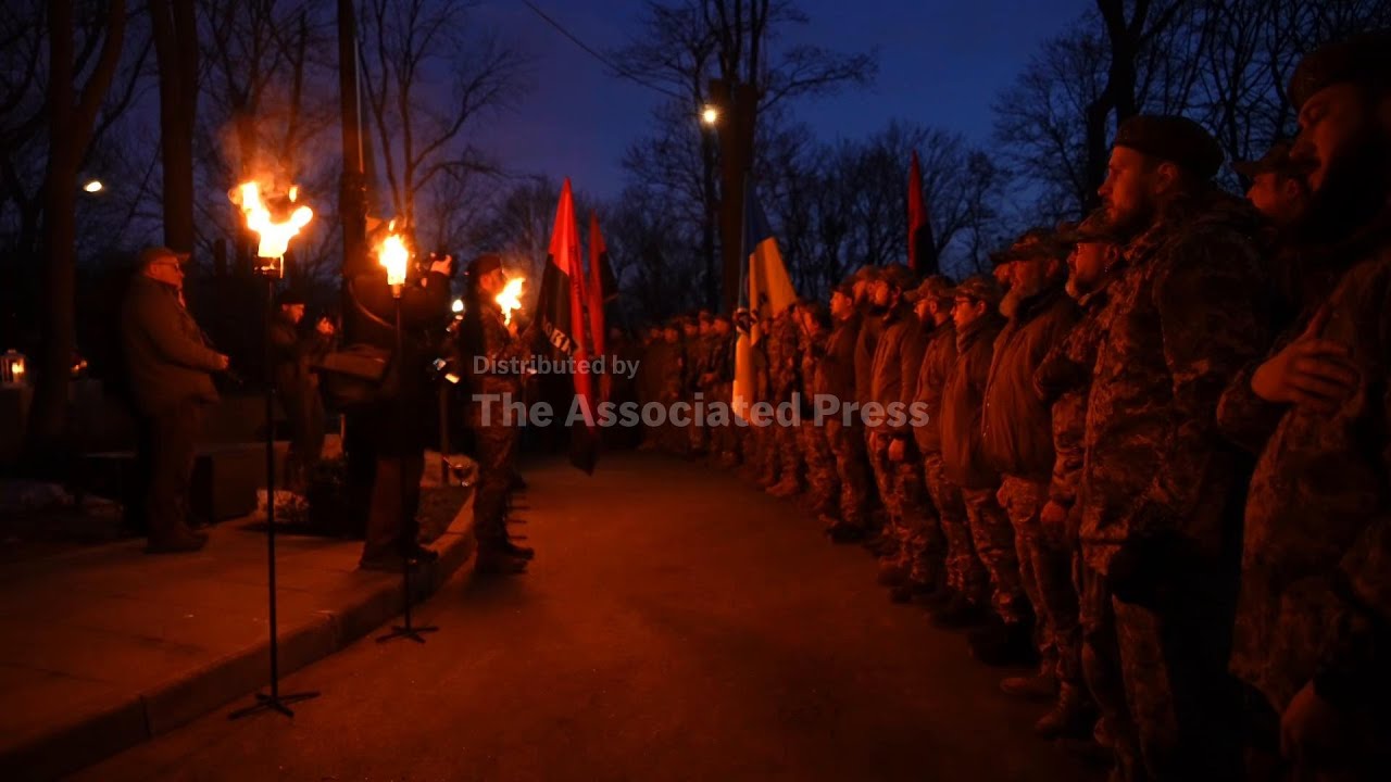 Ukrainian soldiers commemorate commander Dmytro 