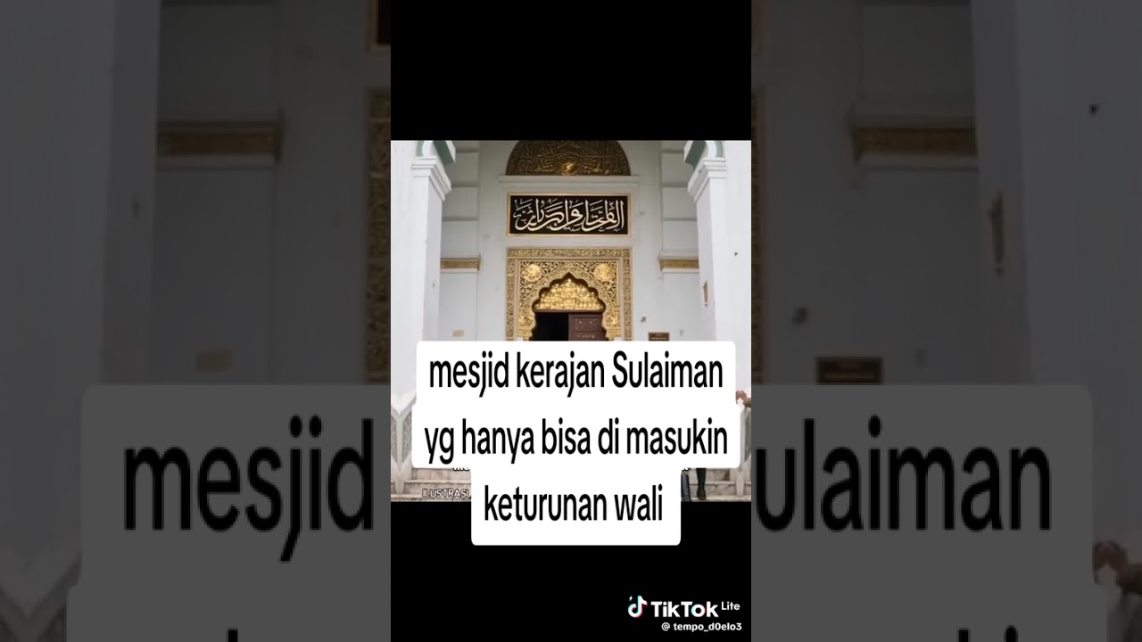 Masjid kerajaan yg hanya bisa dimasuki keturunan wali