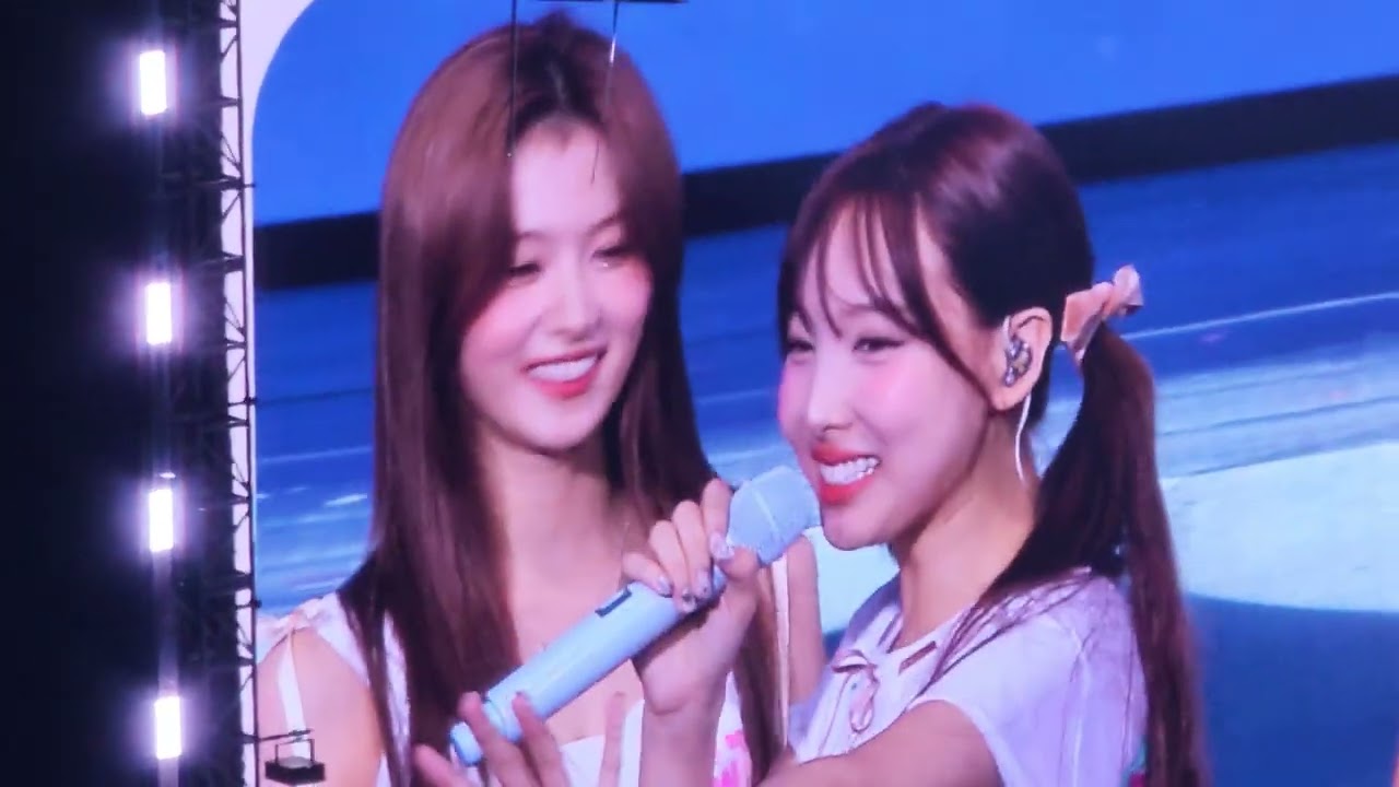 230930 TWICE Ending Ment & Encore Stage | READY TO BE in Bulacan