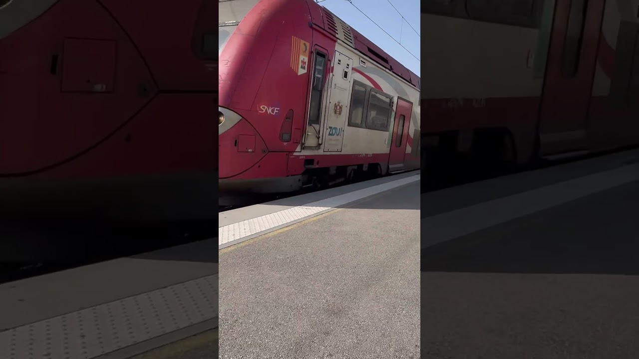 By Blue train 🚆 Hello Red train 🚂 #subscribe #train #automobile #europe