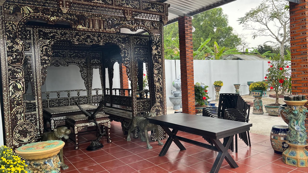 Clip 2 giới thiệu về đôn gốm xưa trong nhà vườn....