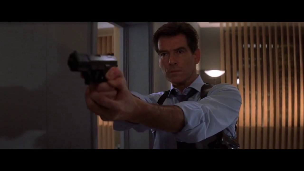 Bond's Skill Simulation Test | Die Another Day | James Bond 007 (Pierce Brosnan)