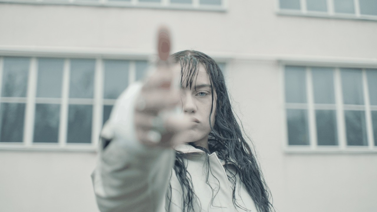 Claudia Valentina - GIRLY THINGS (Official Video)