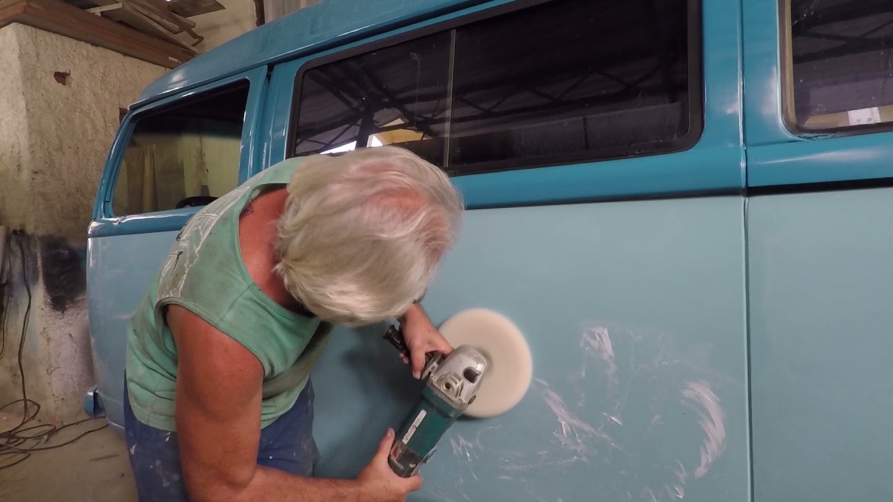 LANTERNAGEM E PINTURA DA KOMBI
