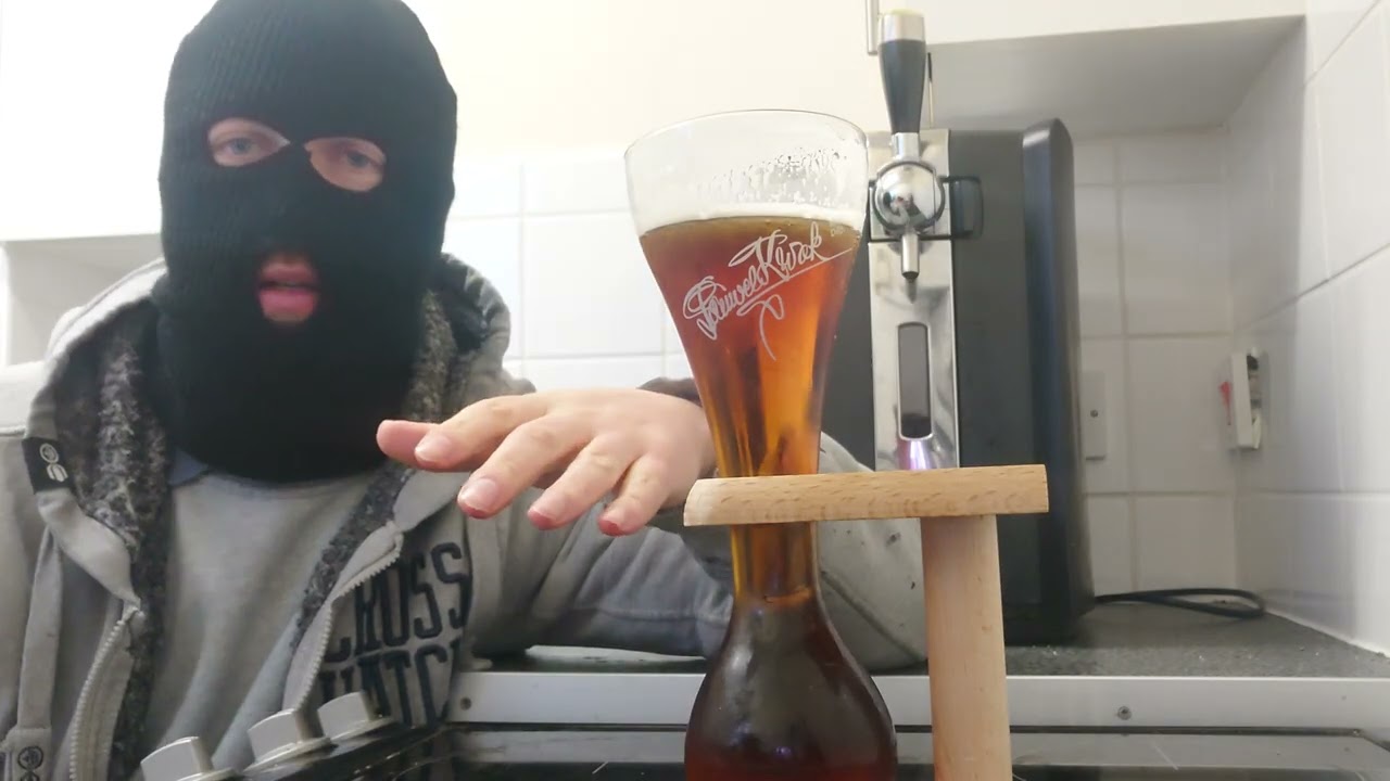 Kwak Amber perfect draft machine #perfectdraft #Kwakkeg #beerreview #rukusbeer