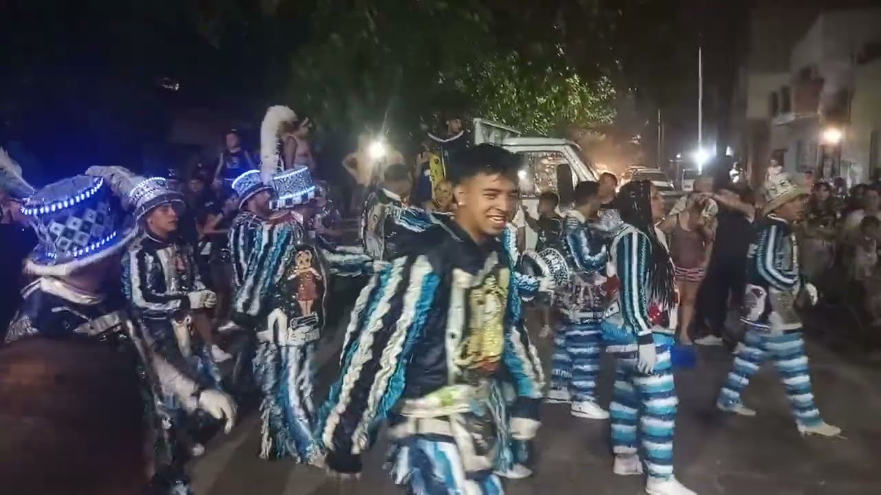 murga los diferentes de Billinghurst argentina dejanos tus comentarios ❤️