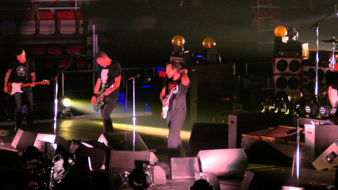 Pearl Jam - Rearviewmirror - Detroit (October 16, 2014) (4K)