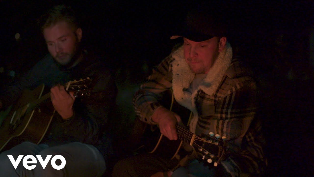 Gavin DeGraw - Face The River (Acoustic Performance)