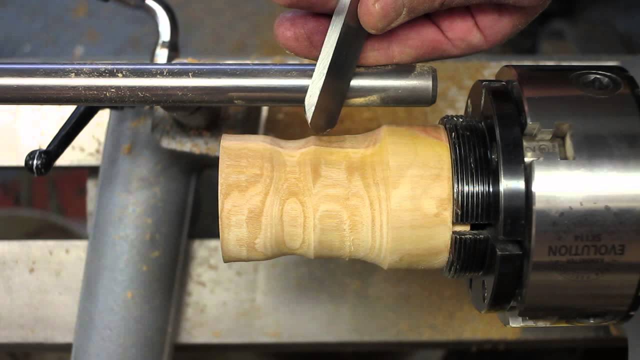 Wood Turning - Beginners Guide # 7 - The Scraper
