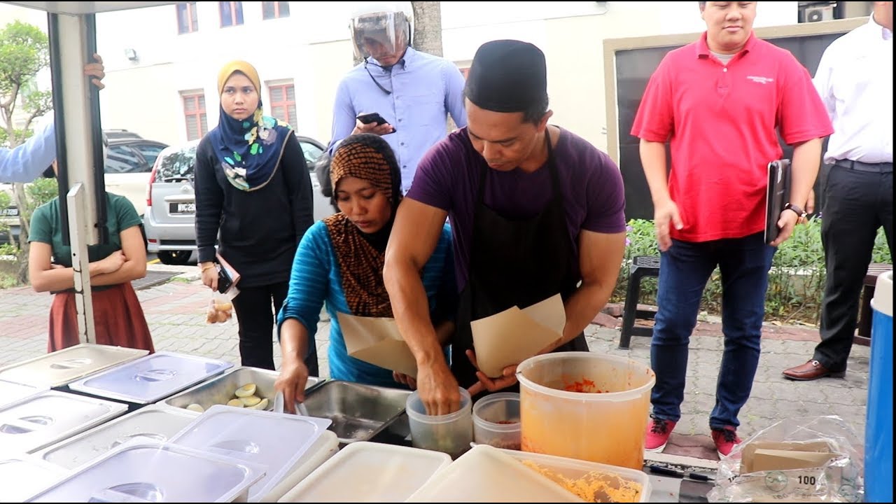 Nasi Lemak Lori || Malaysian street food