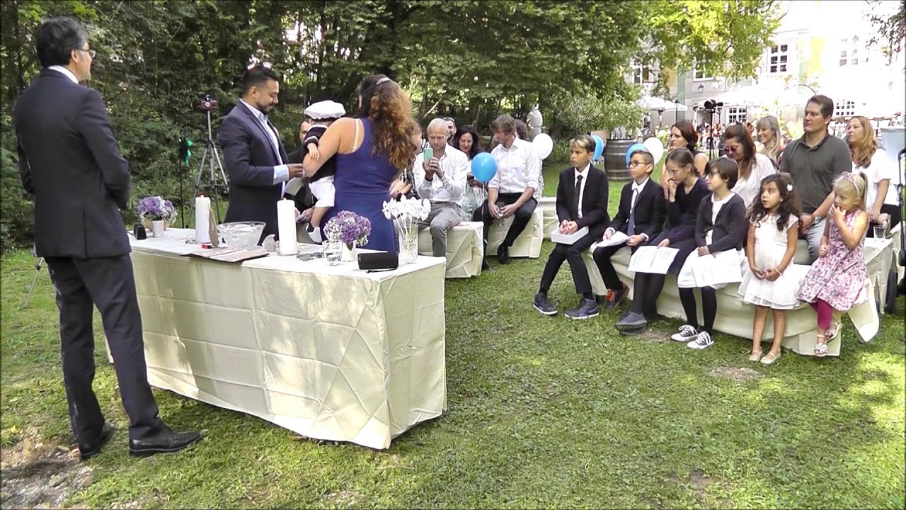 Willkommensfeier & Kindersegnung Freier Theologe BINDER aus München/Bayern