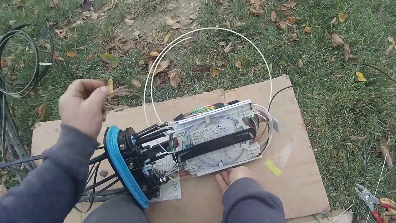 Messy Fiber Optic Splice Tray on a Service Call