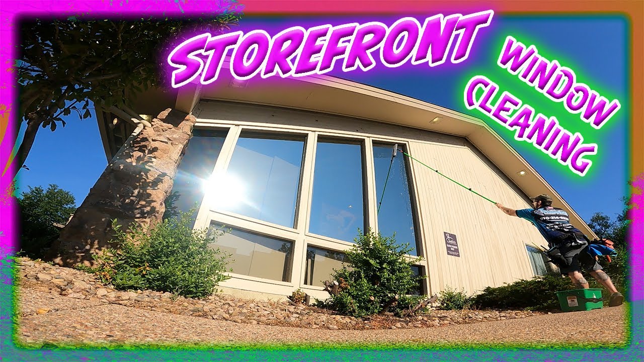 STORE FRONT WINDOW CLEANING IN FOCO