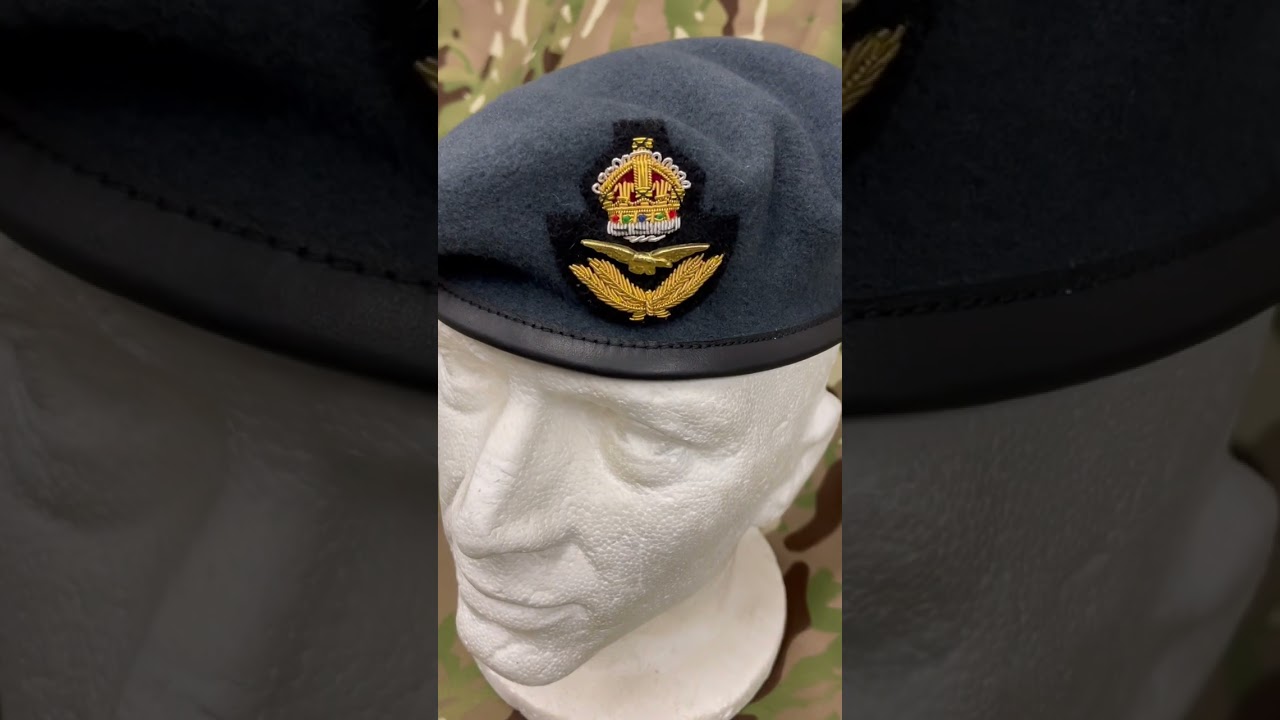 New RAF Officers Kings Crown Beret & Badge
