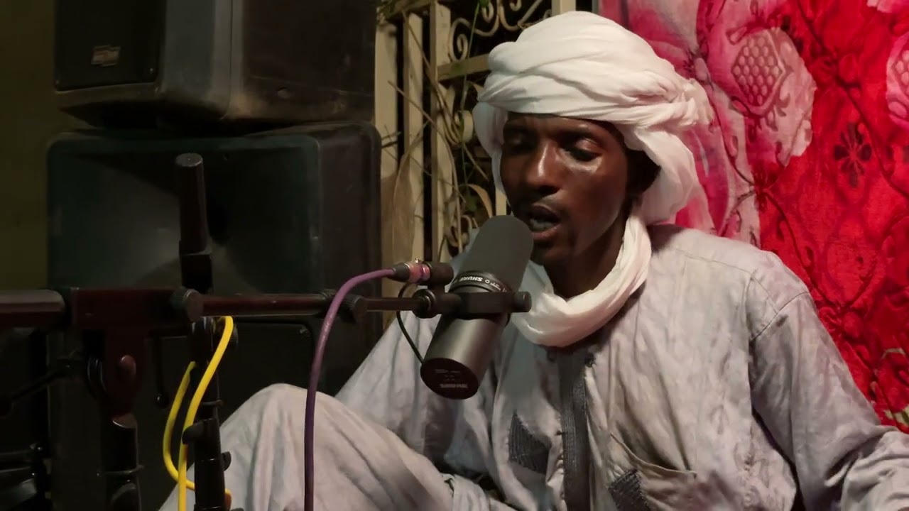 Amadou Ousmane Ali / Mai Molo LIVE in Niamey, Niger