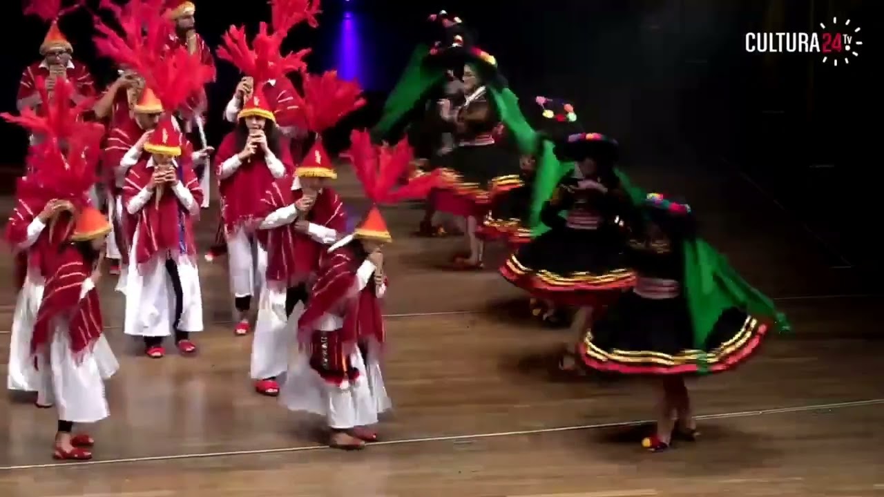 AJP sikuris 27 de junio - teatro nacional