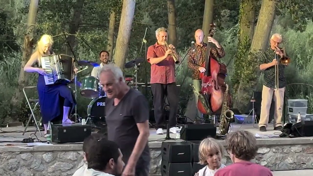 La Menuiz à Padern