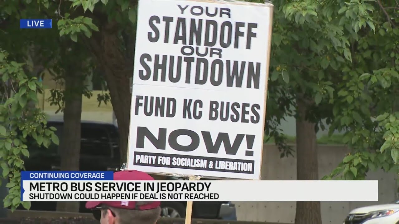 Protesters rally as KC bus shutdown looms: Will a deal be reached in time?