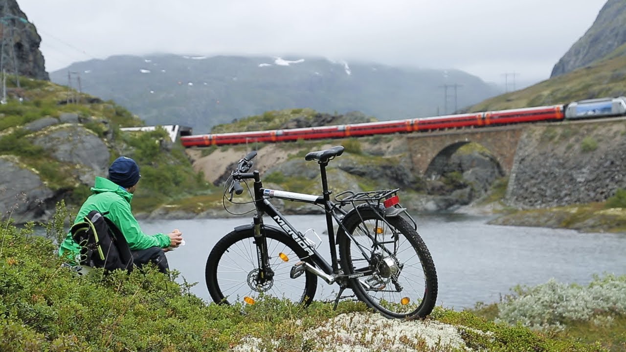 Flåm! Flåmsbanan och Vøringsfossen – Gone Camping