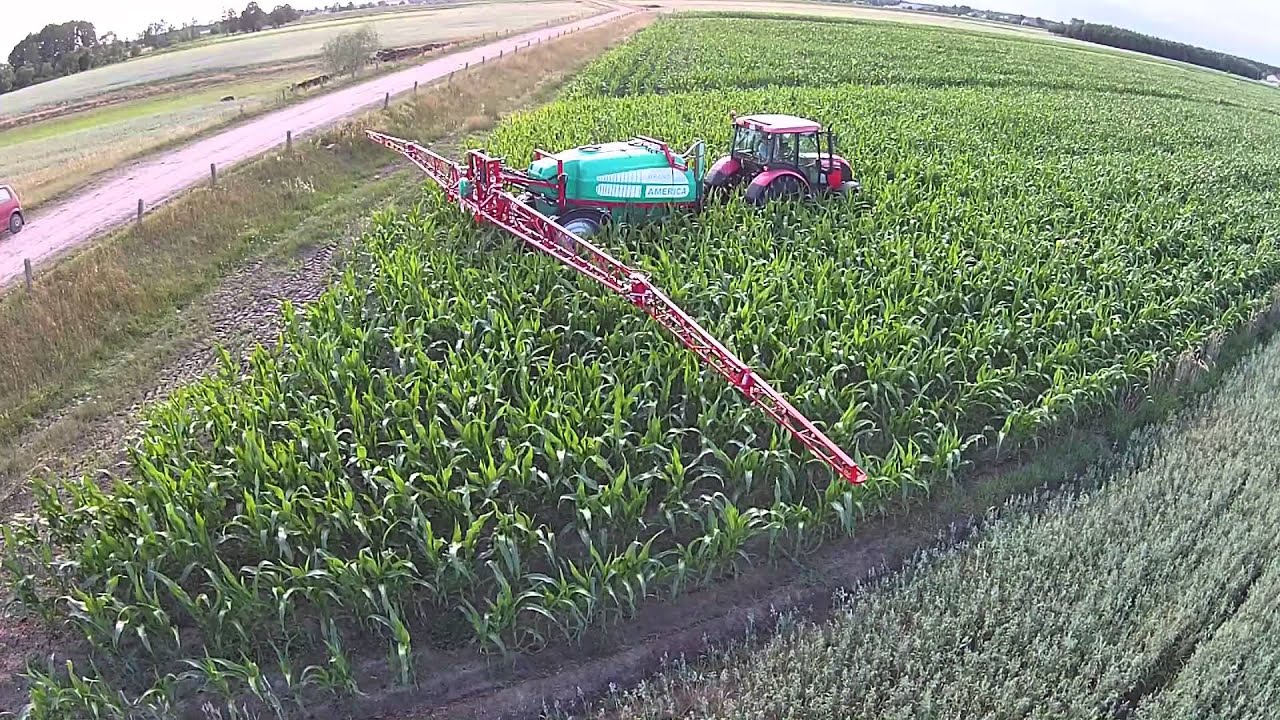 BRANDI - Opryskiwacz przyczepiany z belką rozkładną hydraulicznie 4020