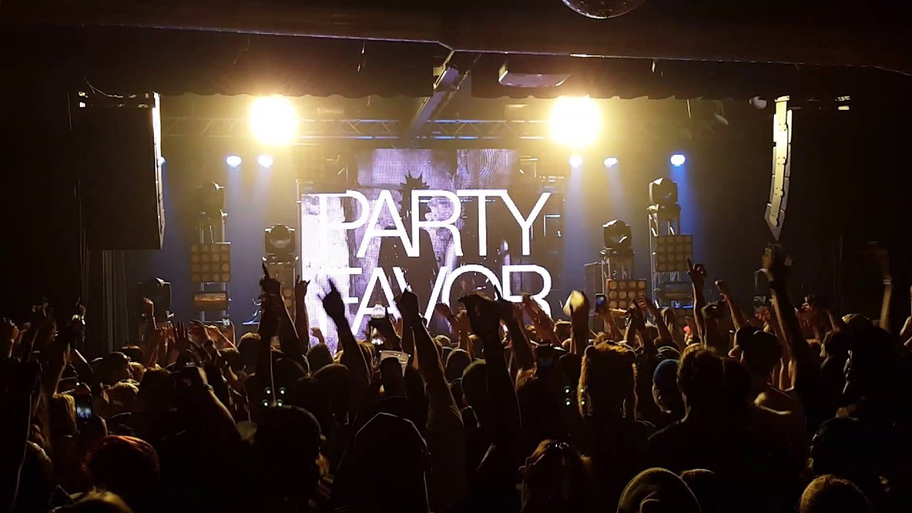 Partyfavor (Last 20min) - Waiting Room