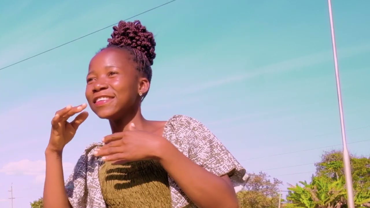 NITAKUSHUKURU MUNGU.By:Shanel Komba na Alan Mvano.Waimbaji: Kwaya ya Mt. Yosefu Mfanyakazi-Makere