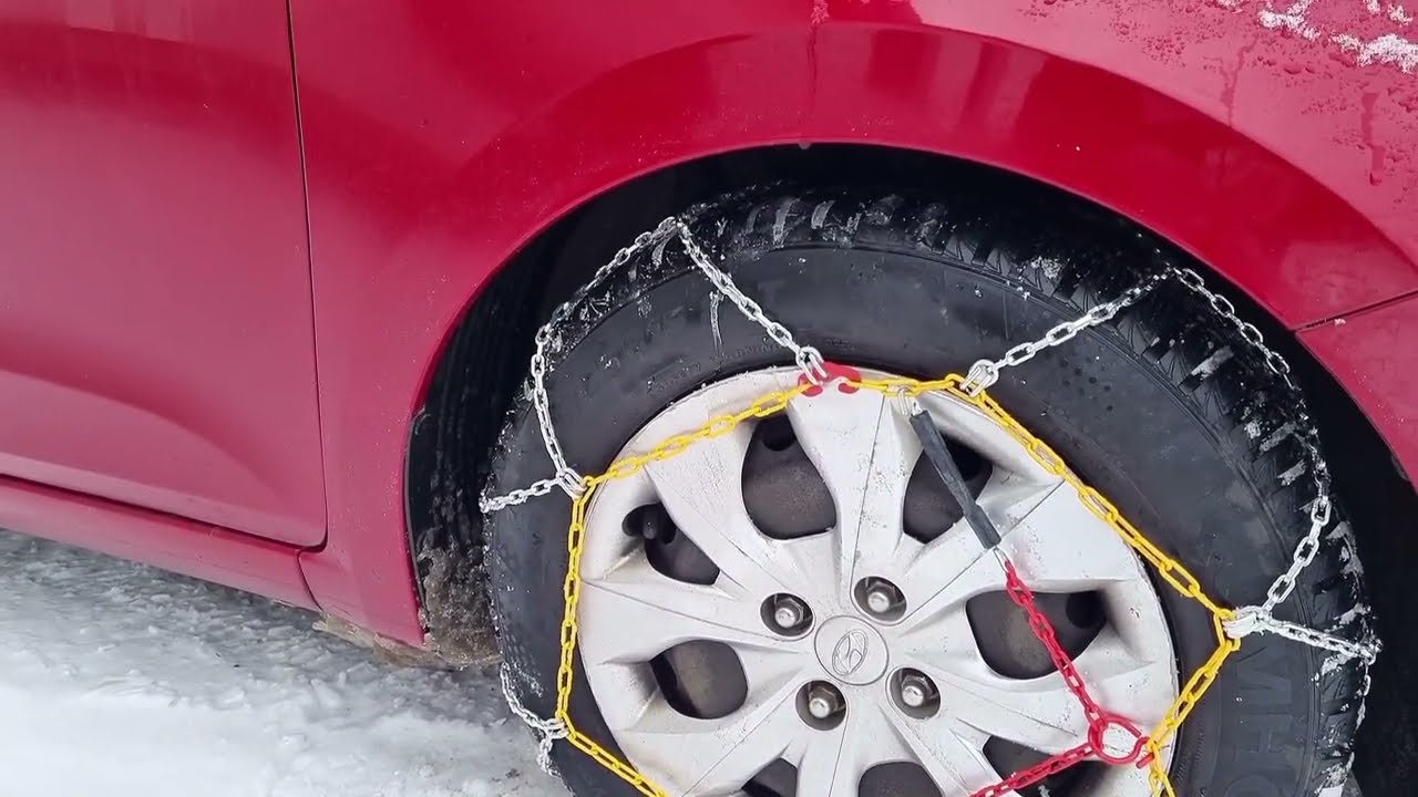 ⛷ Testujemy łańcuchy na koła przed wyjazdem w góry. Akademia Wikliny Wśród Śnieżnych Szczytów.