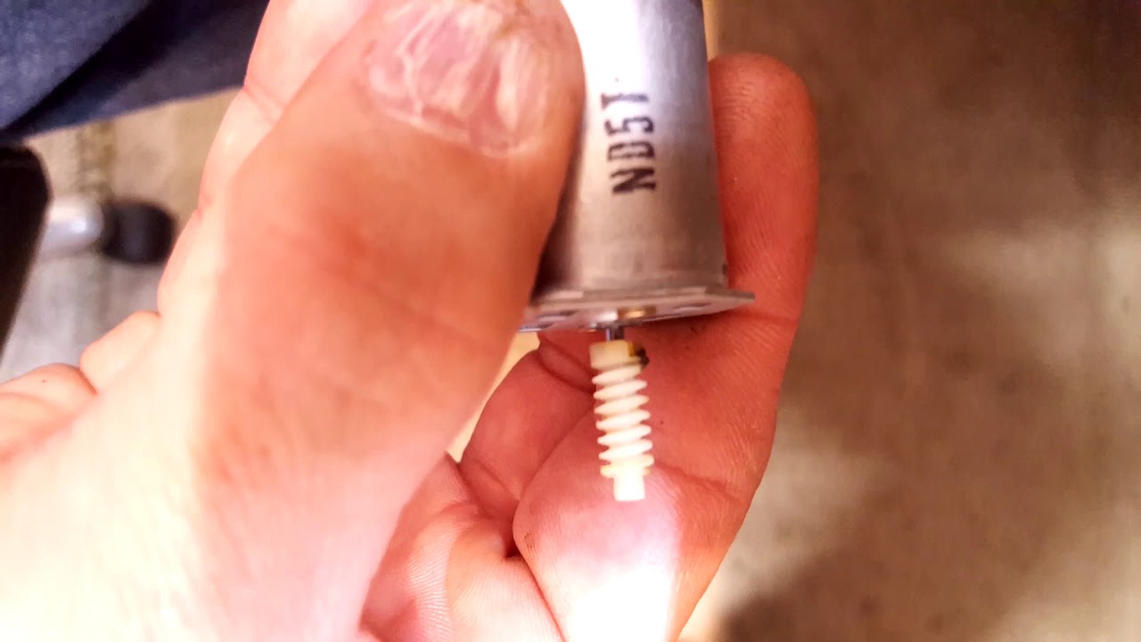 1998 Camry How To Repair Blend Door/Air Diverter Actuator Motor
