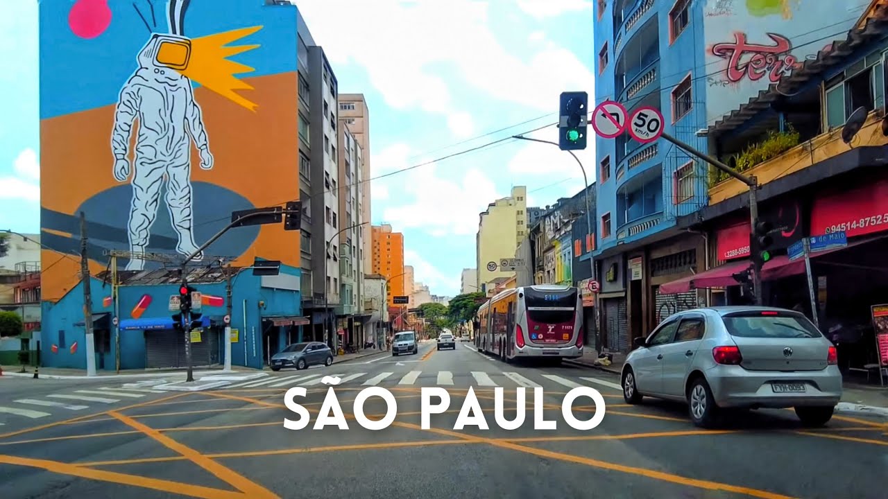 Dirigindo pela Avenida Brigadeiro Luís Antônio em São Paulo