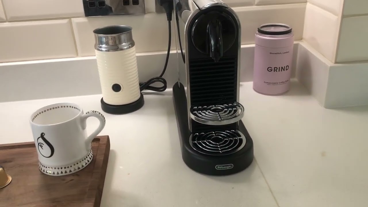 Кофемашина Nespresso Citzi Platinum