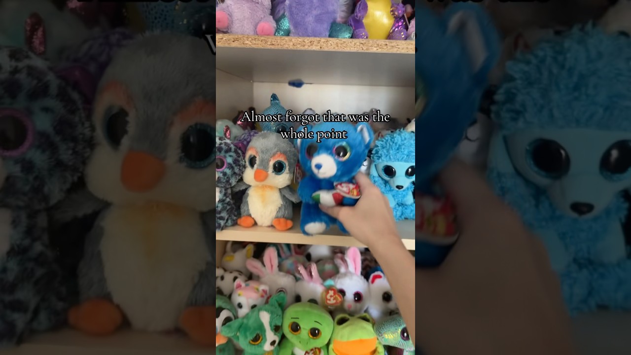 JUST COLLECTING PLUSHIES 😩 