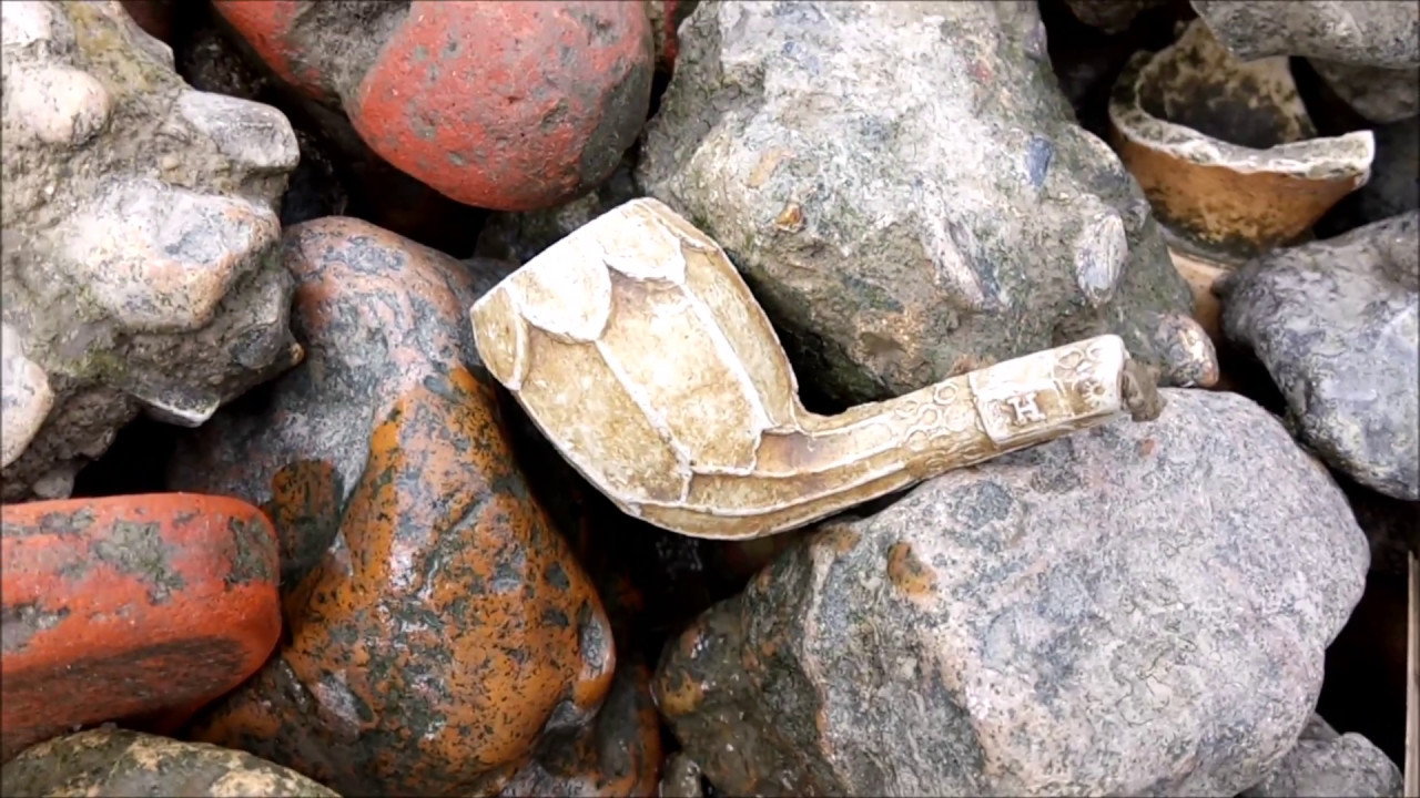 Mudlarking along the River Thames London