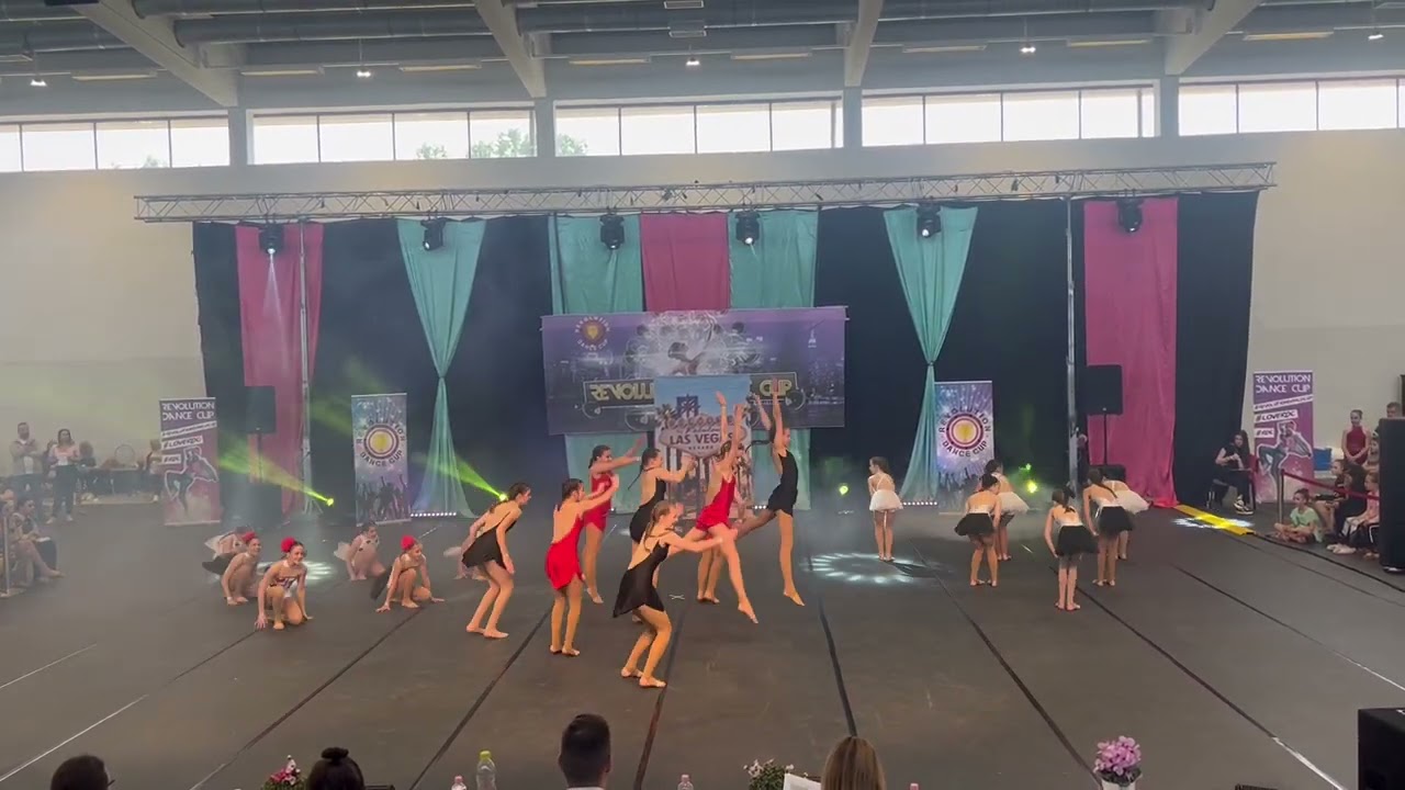 Piruett Tánc Stúdió: Las Vegasi gyerek show formáció 2024