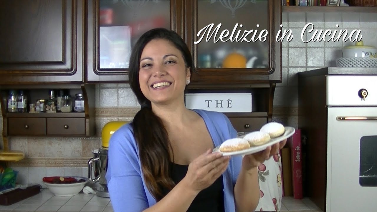 Panzerotti dolci, colazione con frolla croccante e morbido ripieno alla crema