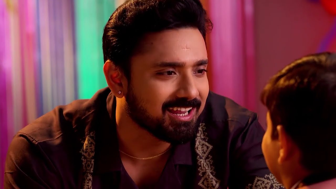 Tui Amar Hero - কার সঙ্গে লুকিয়ে কথা বলছে রিতম ?