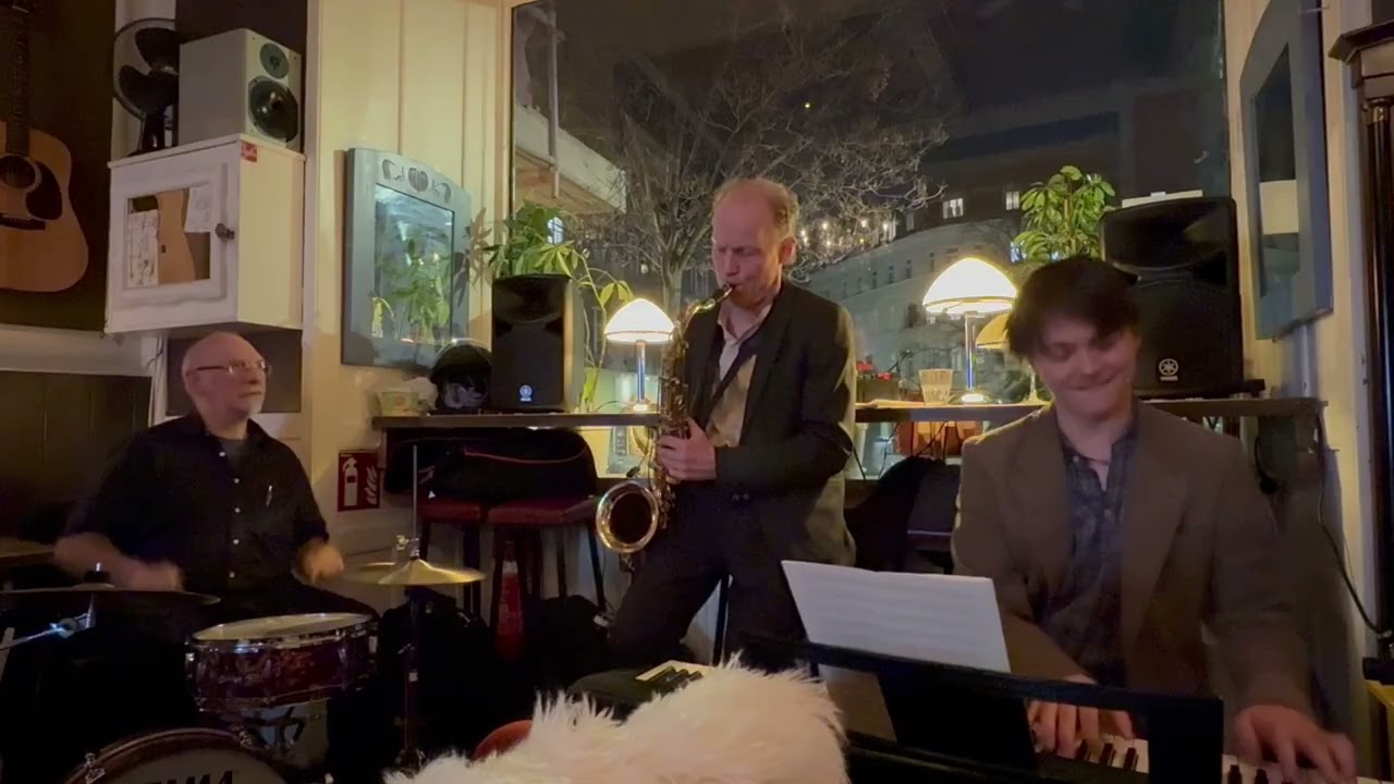 Tom Silver (Piano) & Esbjörn Wetterrot (Saxophon)  & Wolfgang Hiebl (Drums)