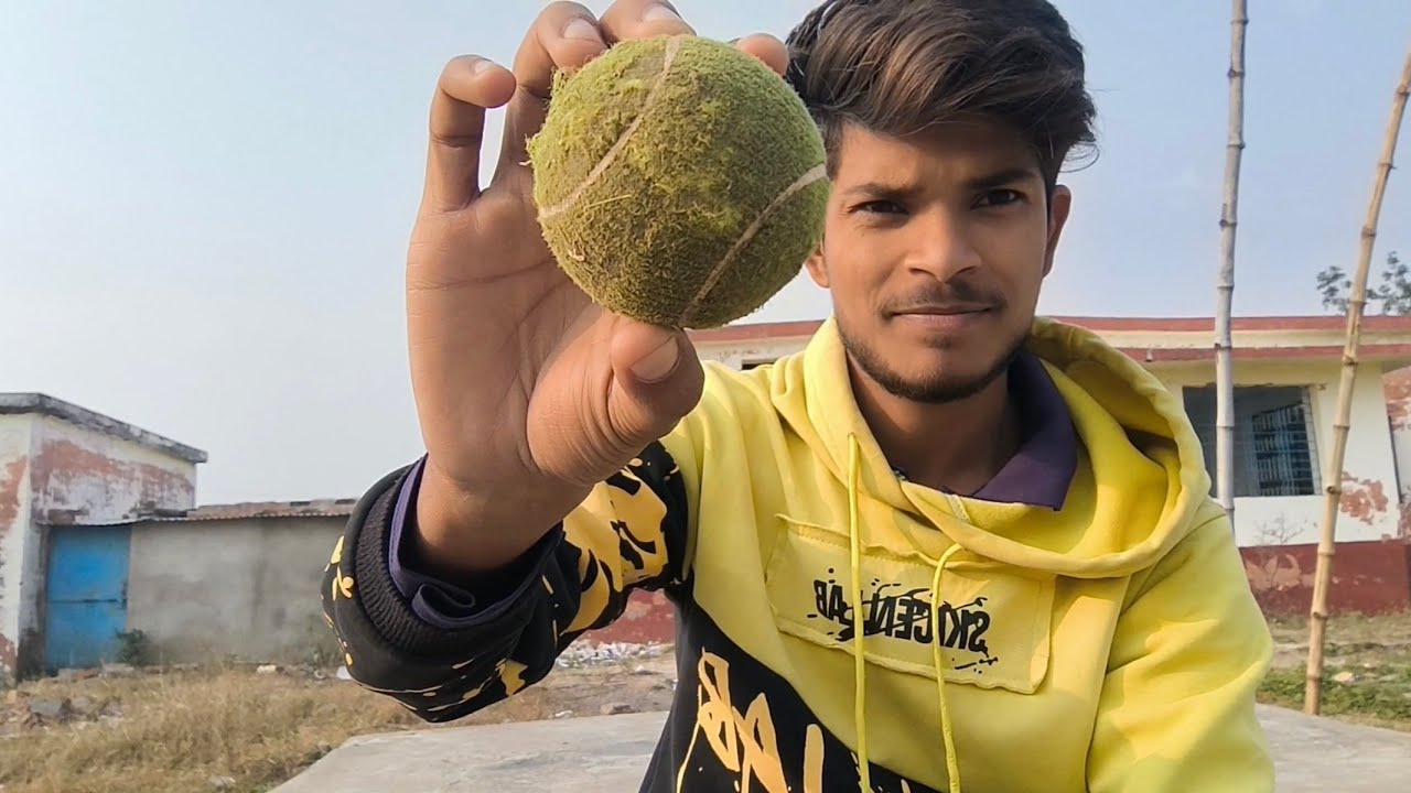 Ball Ki To Halat Kharab Ho Gyi 😁 