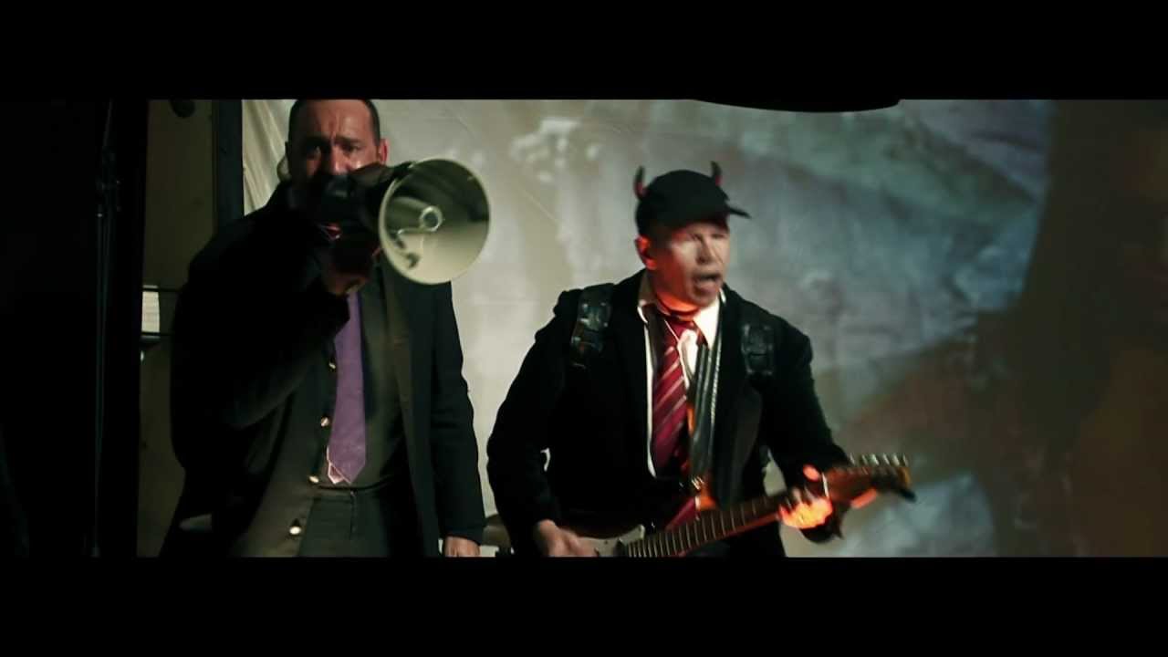 TNT (AC/DC) par la fanfare Rockbox