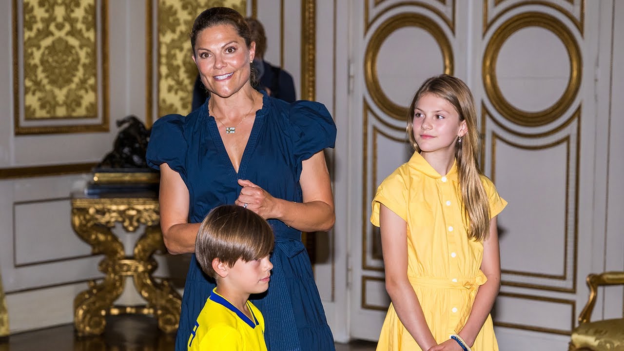 Princess Estelle and Prince Oscar Swedish womes national football team after the medal