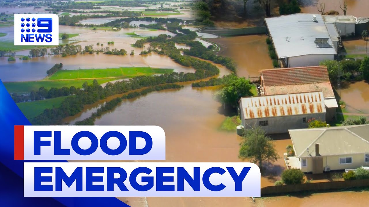 Fresh emergency warning issued as homes at risk of flooding in Victoria | 9 News Australia