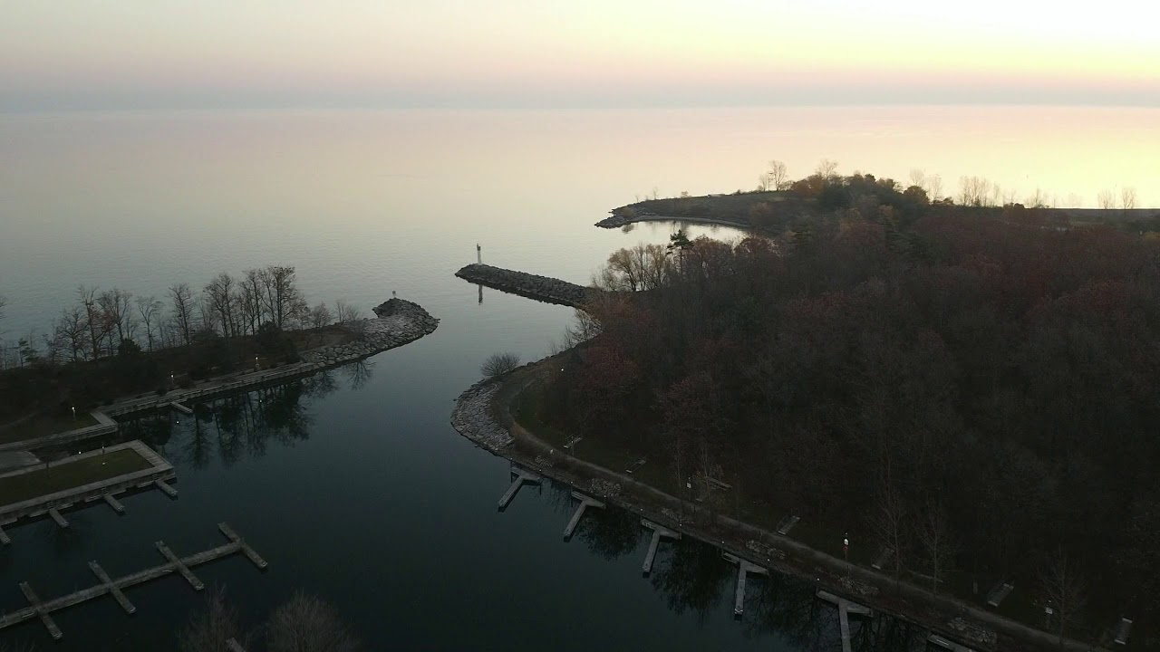 Flying around 50 Point Conservation Area with my DJI Mavic Mini (Canadian Beaver Hunt too)