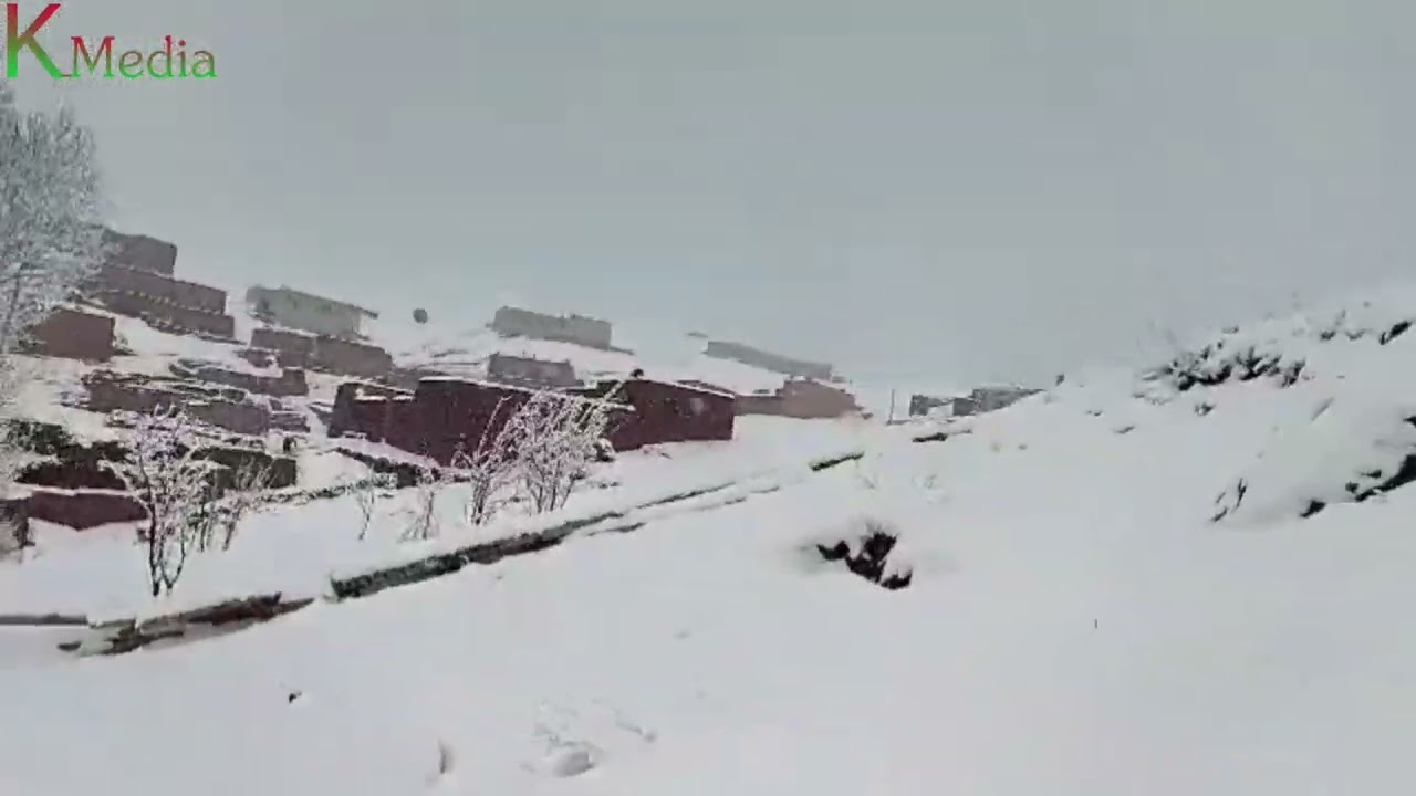 برف باری شدید در منطقه لال و سرجنگل