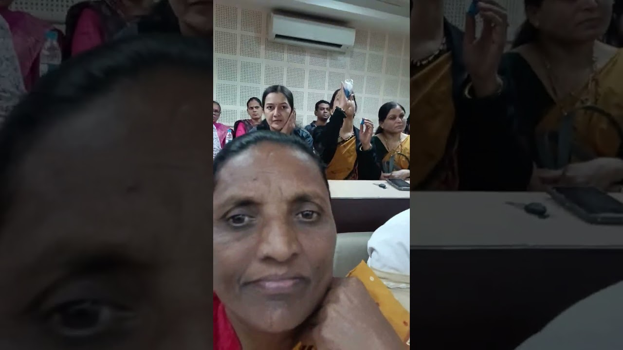 Mahila dine nitt karykram 