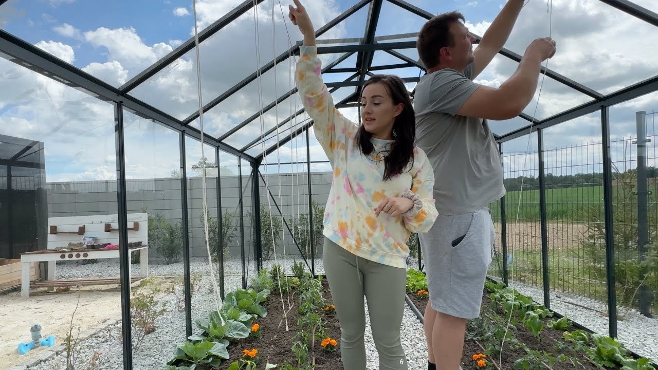 DZIEŃ ZE MNĄ- OSTRE CIĘCIE, ZAKUPY, GOTOWANIE, OGRÓD