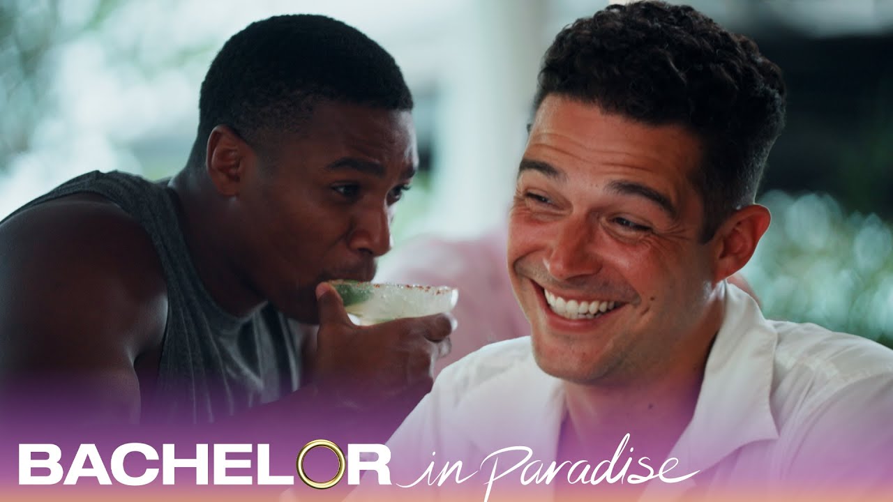 DELETED SCENE: Wells Adams Creates Drinks Inspired by the &lsquo;BIP&rsquo; Cast | Bachelor in Paradise
