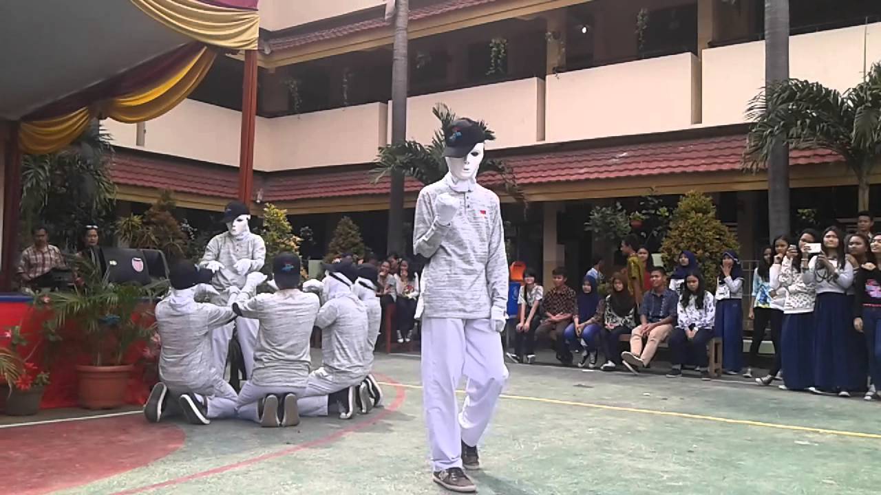 JABBAWOCKEEZ SMPN 158